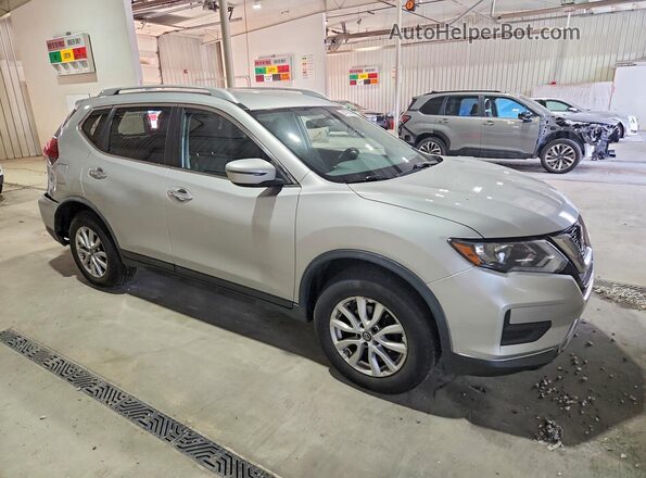 JN8AT2MV2JW302759 2018 NISSAN ROGUE Silver წინა მარჯვენა