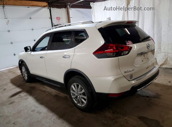 JN8AT2MV2JW307198 2018 NISSAN ROGUE Белый Задняя левая четверть