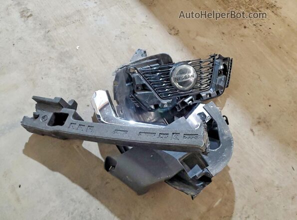 JN8AT2MV2JW307198 2018 NISSAN ROGUE Белый Вид наклейки с VIN-кодом