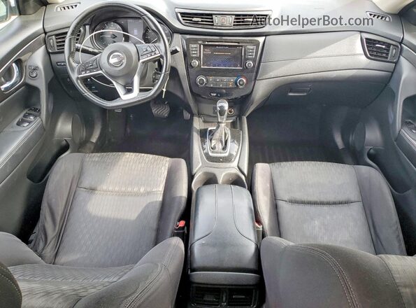 JN8AT2MV2JW320761 2018 NISSAN ROGUE Black წინა პანელის ხედი