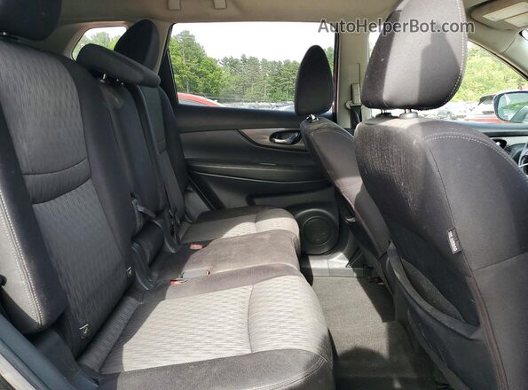 JN8AT2MV2JW320761 2018 NISSAN ROGUE Black უკანა სალონის ხედი