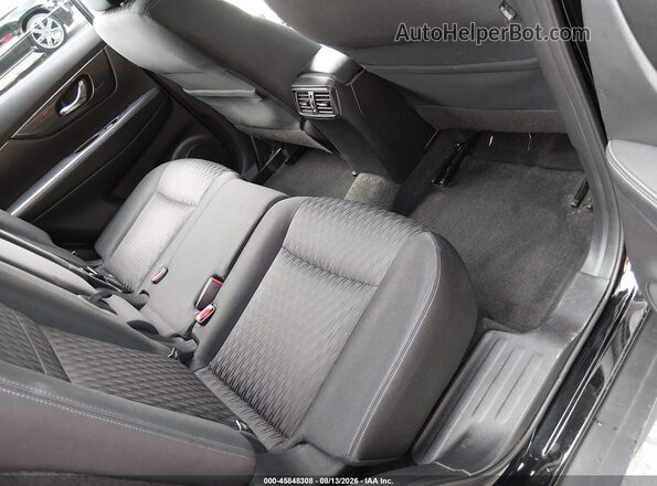 JN8AT2MV2JW354182 2018 NISSAN ROGUE Black VIN կոդի պիտակի տեսք