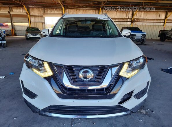 JN8AT2MV2JW354912 2018 NISSAN ROGUE Белый Вид спереди