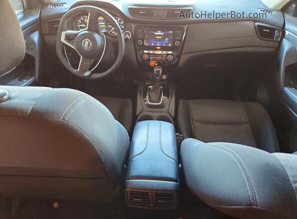JN8AT2MV2JW354912 2018 NISSAN ROGUE Белый Вид панели приборов