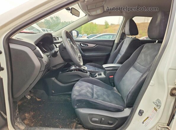 JN8AT2MV3GW132324 2016 NISSAN ROGUE White Widok wnętrza z przodu