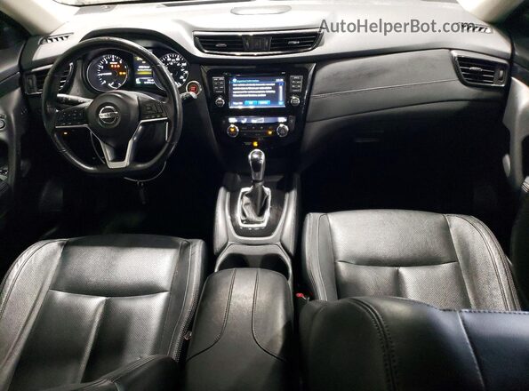 JN8AT2MV3HW002710 2017 NISSAN ROGUE Charcoal წინა პანელის ხედი