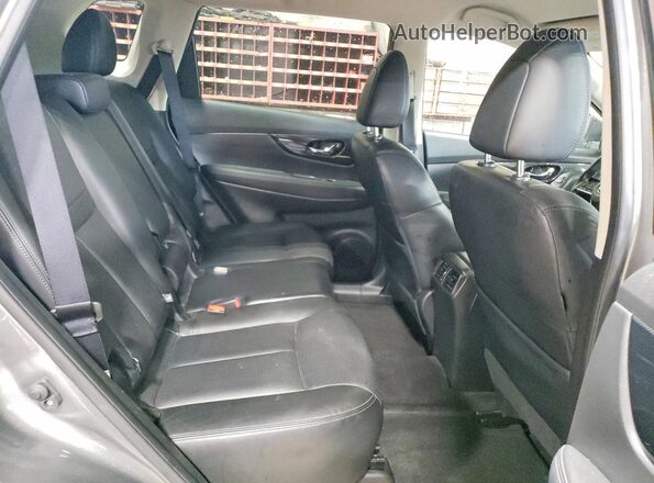 JN8AT2MV3HW002710 2017 NISSAN ROGUE Charcoal უკანა სავარძლების ხედი