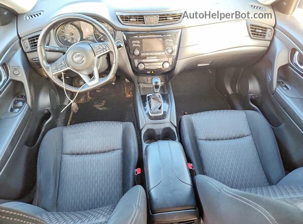JN8AT2MV3HW020124 2017 NISSAN ROGUE Silver წინა პანელის ხედი