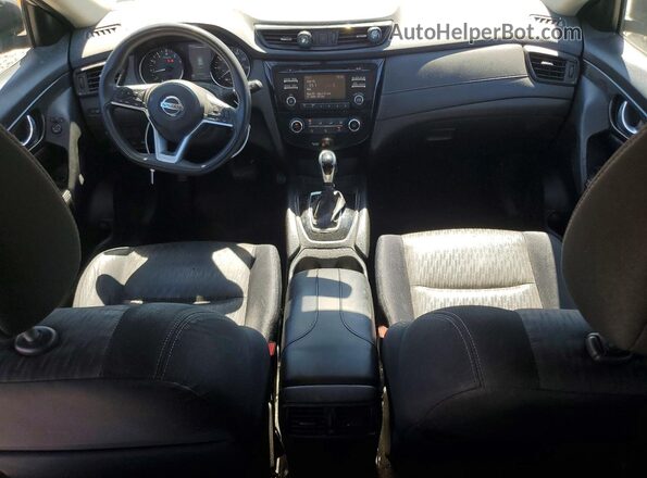 JN8AT2MV3HW260256 2017 NISSAN ROGUE Silver Առջևի վահանակի տեսք