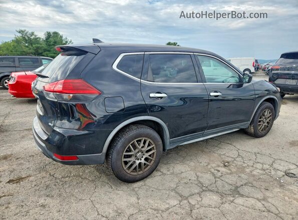 JN8AT2MV3JW310286 2018 NISSAN ROGUE Black Widok z przodu