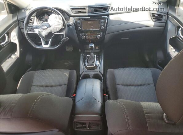 JN8AT2MV4LW121097 2020 NISSAN ROGUE Белый Вид панели приборов