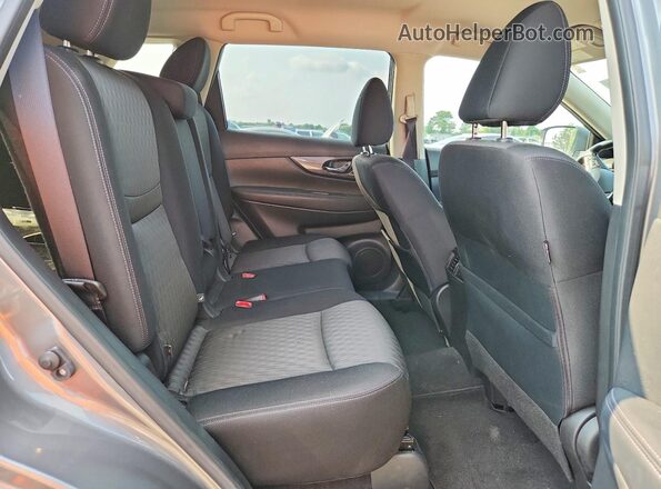 JN8AT2MV4LW136103 2020 NISSAN ROGUE Silver Vista interior trasera
