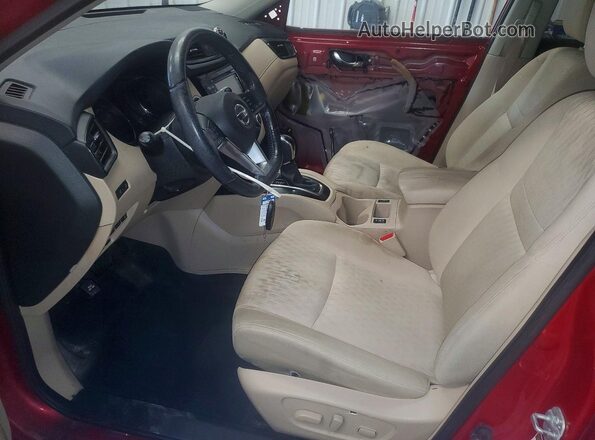 JN8AT2MV5HW002045 2017 NISSAN ROGUE Красный Вид салона спереди