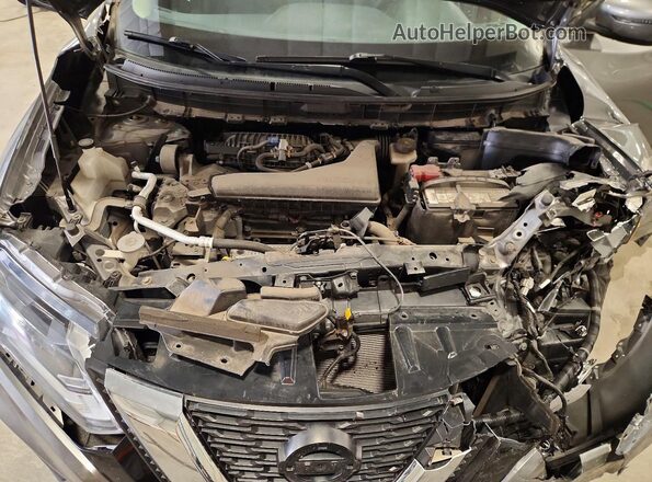 JN8AT2MV5HW012039 2017 NISSAN ROGUE Gray Widok komory silnika