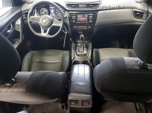 JN8AT2MV5HW259304 2017 NISSAN ROGUE Серебряный Вид панели приборов