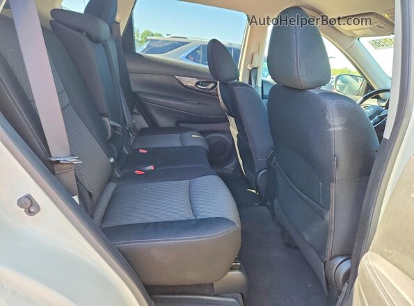 JN8AT2MV5LW105801 2020 NISSAN ROGUE Белый Вид задней части салона