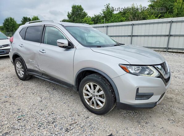 JN8AT2MV5LW138801 2020 NISSAN ROGUE Silver Delantero derecho