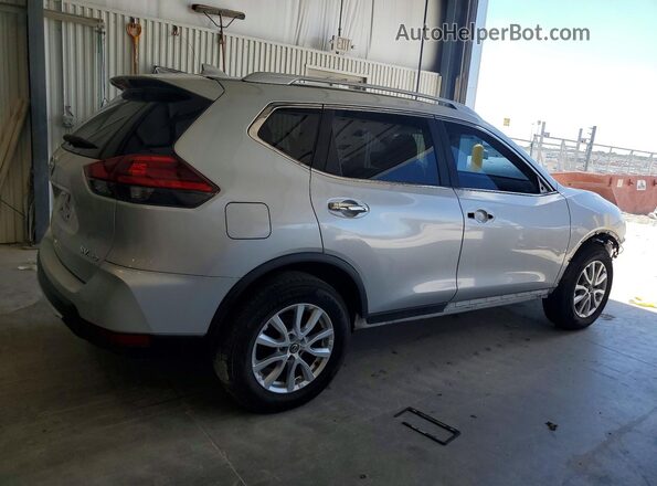 JN8AT2MV6HW001650 2017 NISSAN ROGUE Silver უკანა მარჯვენა
