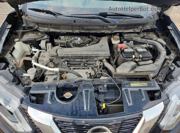 JN8AT2MV6HW258016 2017 NISSAN ROGUE Black ძრავის განყოფილების ხედი