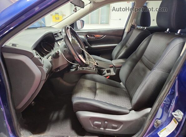 JN8AT2MV7HW004296 2017 NISSAN ROGUE Blue Widok wnętrza z przodu