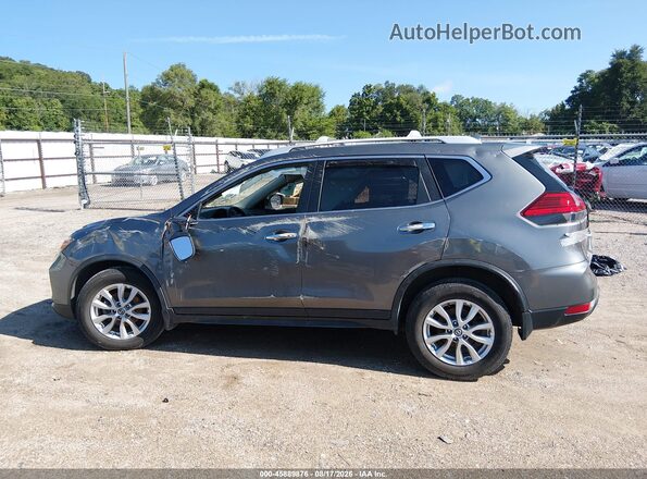JN8AT2MV7HW016979 2017 NISSAN ROGUE Серый Вид задней части салона