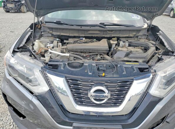 JN8AT2MV7HW253584 2017 NISSAN ROGUE Gray Widok komory silnika