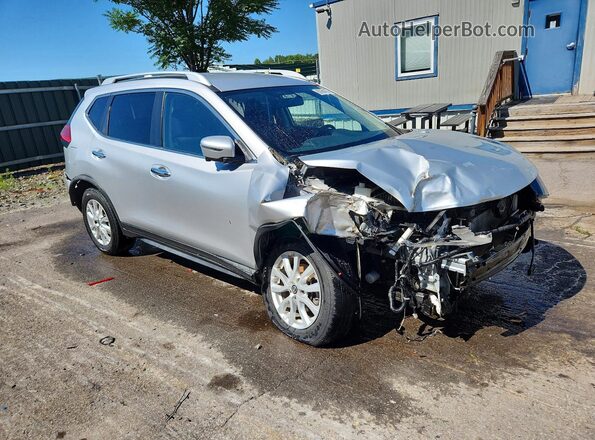 JN8AT2MV7HW267534 2017 NISSAN ROGUE Silver Przód prawy