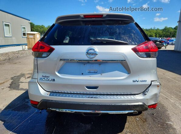JN8AT2MV7HW267534 2017 NISSAN ROGUE Silver Widok z tyłu