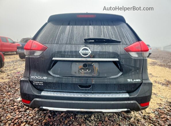 JN8AT2MV7HW278131 2017 NISSAN ROGUE Black Հետևի տեսք
