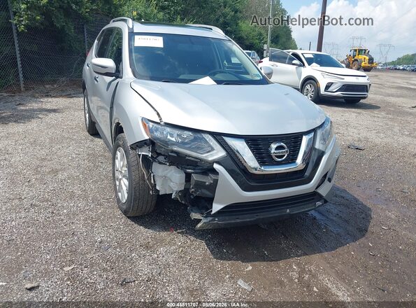 JN8AT2MV8HW019356 2017 NISSAN ROGUE Silver წინა ხედი