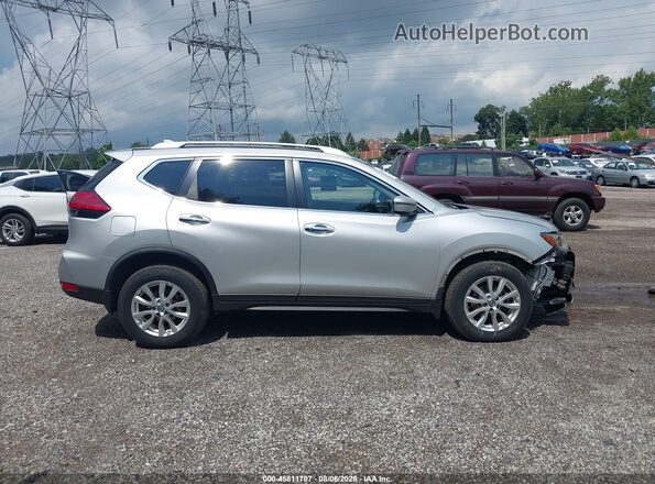 JN8AT2MV8HW019356 2017 NISSAN ROGUE Silver ხელსაწყოთა პანელის ხედი