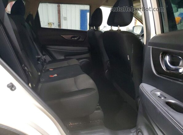 JN8AT2MV8LW108904 2020 NISSAN ROGUE White Rear interior view