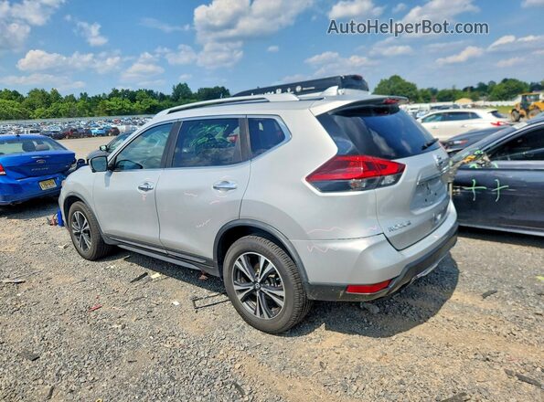 JN8AT2MV9JW305366 2018 NISSAN ROGUE Silver უკანა მარცხენა