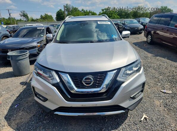 JN8AT2MV9JW305366 2018 NISSAN ROGUE Silver წინა ხედი