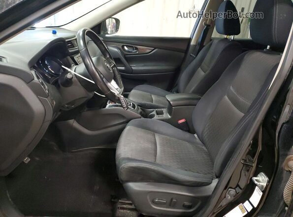 JN8AT2MV9JW306047 2018 NISSAN ROGUE Черный Вид салона спереди