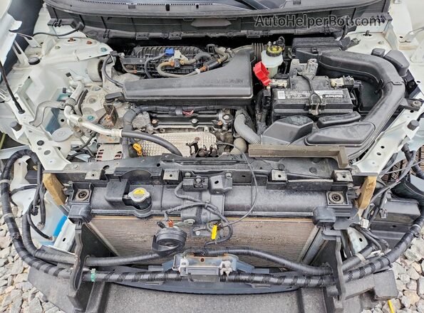 JN8AT2MV9LW133777 2020 NISSAN ROGUE White Vista del compartimento del motor