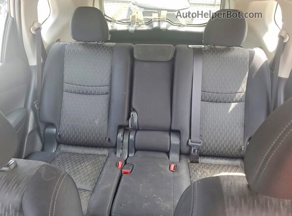 JN8AT2MVXHW005684 2017 NISSAN ROGUE Silver უკანა სავარძლების ხედი