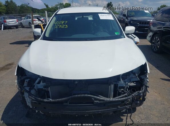 JN8AT2MVXHW015535 2017 NISSAN ROGUE White Вид задньої частини салону