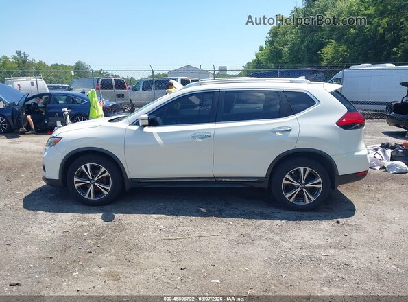 JN8AT2MVXHW251389 2017 NISSAN ROGUE White Панорамний вид салону 360°