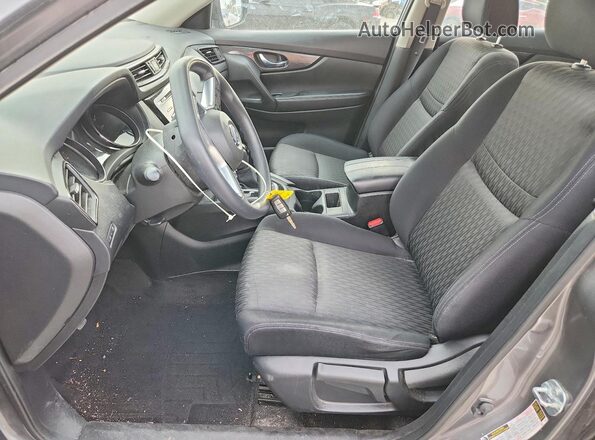 JN8AT2MVXHW251893 2017 NISSAN ROGUE Серый Вид салона спереди