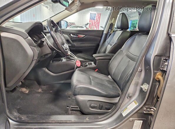 JN8AT2MVXJW307028 2018 NISSAN ROGUE Gray Widok wnętrza z przodu