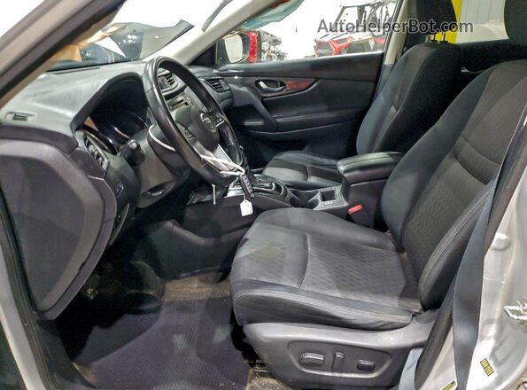 JN8AT2MVXJW309877 2018 NISSAN ROGUE Silver Widok wnętrza z przodu