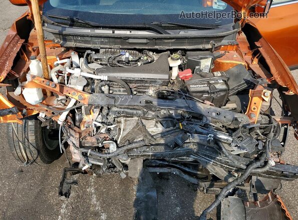 JN8AT2MVXJW328672 2018 NISSAN ROGUE Оранжевый Вид задней части салона