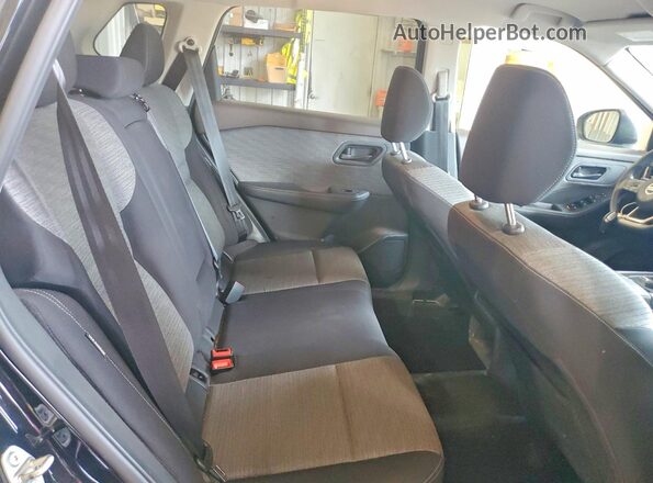 JN8AT3AA9MW004334 2021 NISSAN ROGUE Black Rear interior view