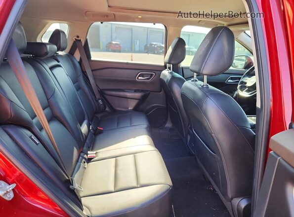 JN8AT3BA0MW022879 2021 NISSAN ROGUE Red უკანა სავარძლების ხედი