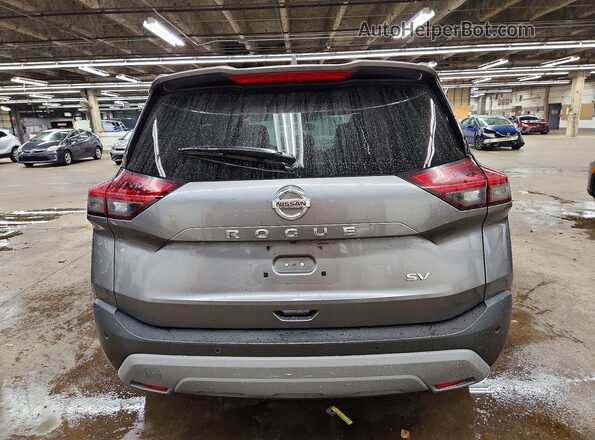 JN8AT3BA7MW024273 2021 NISSAN ROGUE Gray Vista trasera
