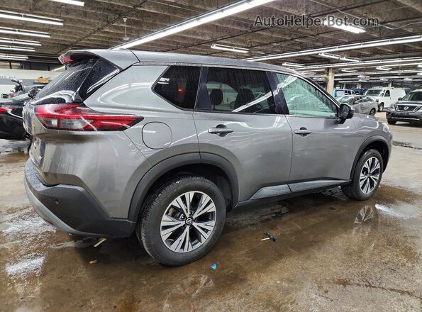 JN8AT3BA7MW024273 2021 NISSAN ROGUE Gray Trasero derecho