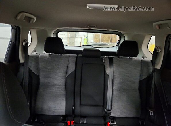 JN8AT3BA7MW024273 2021 NISSAN ROGUE Gray Vista de los asientos traseros