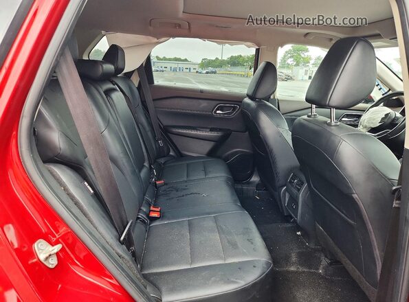 JN8AT3BB5MW227977 2021 NISSAN ROGUE Red Widok wnętrza z tyłu