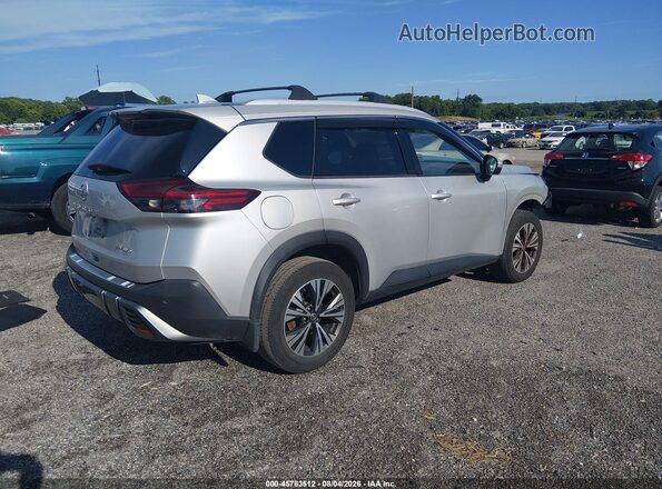 JN8AT3BB9MW212575 2021 NISSAN ROGUE Серебряный Задняя правая четверть